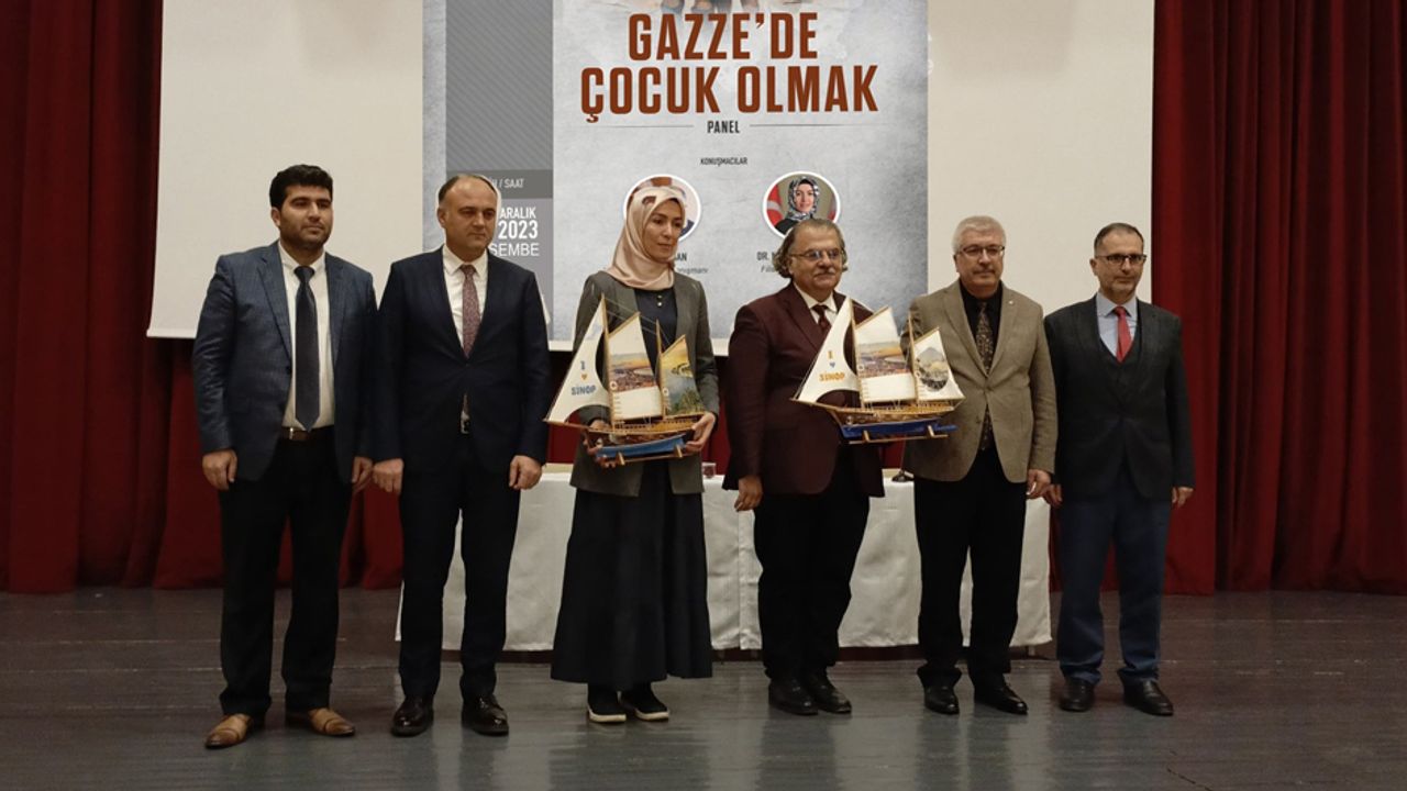 "GAZZE'DE ÇOCUK OLMAK" KONULU PANEL DÜZENLENDİ