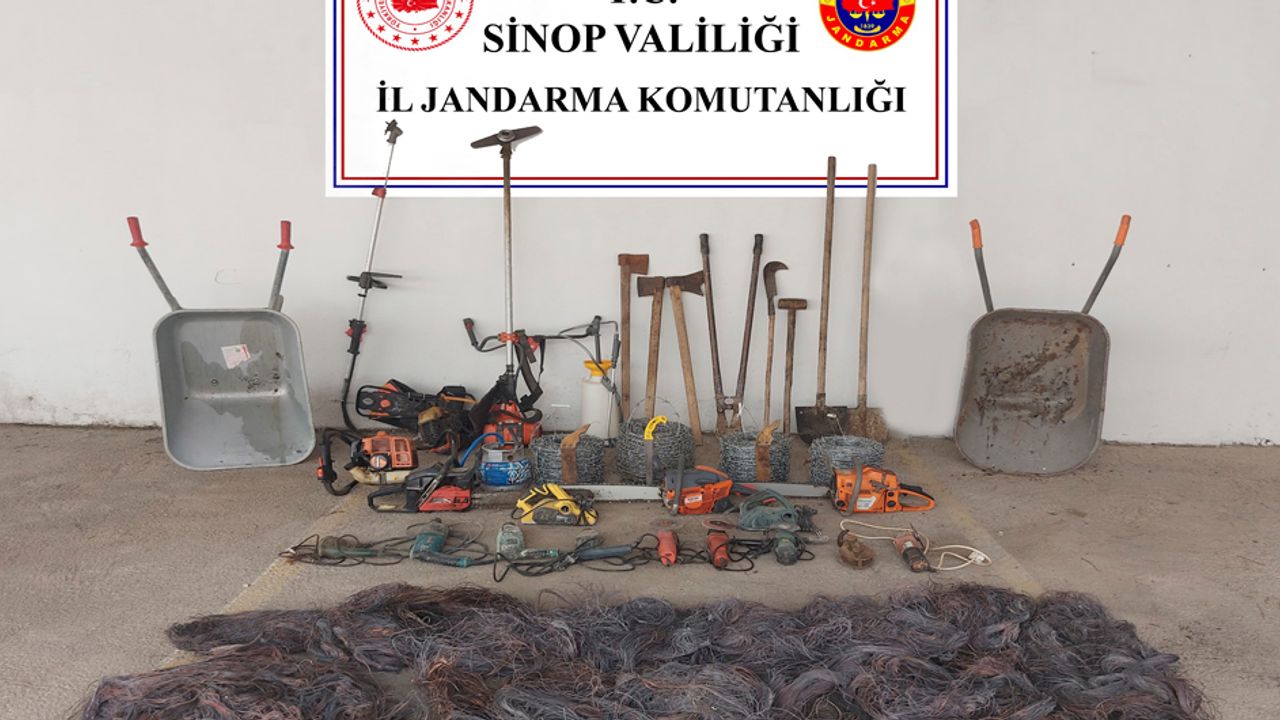 SİNOP’TA KABLO VE İNŞAAT MALZEMELERİ SATAN ŞÜPHELİLERE SUÇÜSTÜ