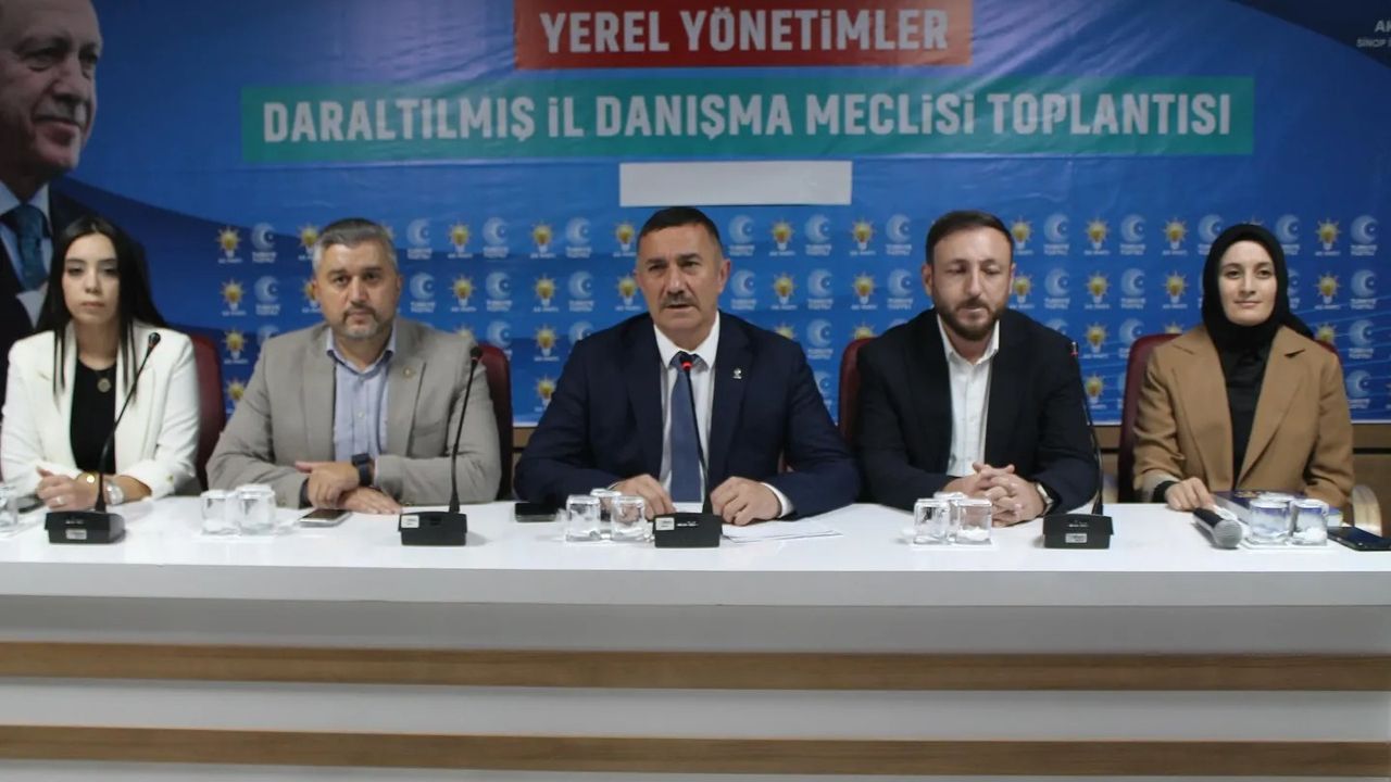 AK PARTİ SİNOP’TA TEŞKİLAT BULUŞMASI