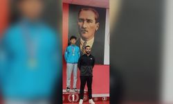 SİNOPLU ÖĞRENCİ KÖK, MASA TENİSİ TURNUVASINDA BİRİNCİ OLDU