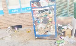 MAHALLELİDEN ÇÖP TEPKİSİ: "KEFEVİ’DE YAŞAM ÇİLEYE DÖNDÜ"