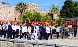 SİNOP'TA KABOTAJ BAYRAMI ÇELENK SUNUMU İLE BAŞLADI