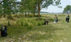 SARIKUM TABİATI KORUMA ALANINDA TEMİZLİK SEFERBERLİĞİ