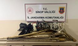 SİNOP'TA KAÇAK KAZIYA SUÇÜSTÜ: 8 KİŞİ YAKALANDI