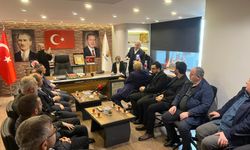 METİN KÜLÜNK SİNOP’TA PARTİLİLERLE BİR ARAYA GELDİ