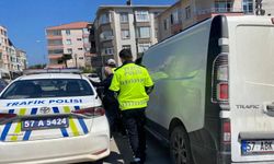 KAVŞAKTA HATALI GİRİŞ KAZAYI GETİRDİ: 1 YARALI