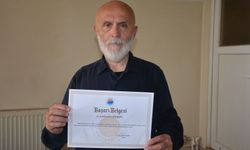 67 YAŞINDA ÜNİVERSİTEYİ BÖLÜM BİRİNCİSİ OLARAK BİTİRDİ