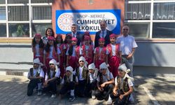 SİNOP'TA ÖĞRENCİLER KARNE SEVİNCİ YAŞADI