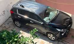 SİNOP'TA OTOMOBİL APARTMAN BOŞLUĞUNA DÜŞTÜ