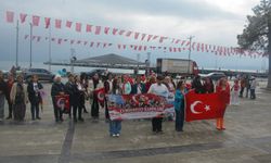 SİNOP’TA "CUMHURİYET KADINLARI YÜRÜYÜŞÜ" DÜZENLENDİ