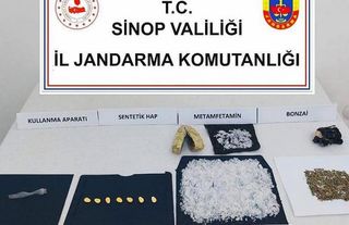 SİNOP-ÇORUM KARAYOLU ÜZERİNDE UYUŞTURUCU OPERASYONU