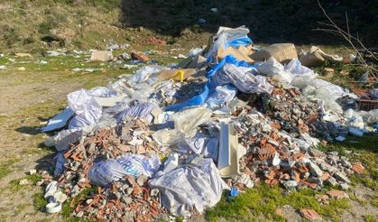 ADABAŞI BİLDİĞİMİZ GİBİ!