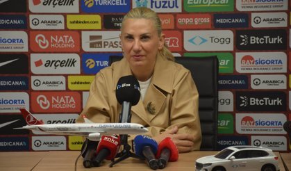 TÜRKİYE A MİLLİ KADIN FUTBOL TAKIMI TEKNİK DİREKTÖRÜ KIRAGASI, “İSVİÇRE'YE KARŞI İLK DEFA BİR BERABERLİK, BİR PUAN ALDIK