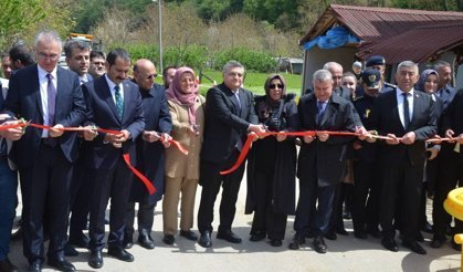 ERFELEK DOĞALGAZA KAVUŞUYOR: 135 MİLYONLUK YATIRIMDA İLK KAZMA VURULDU