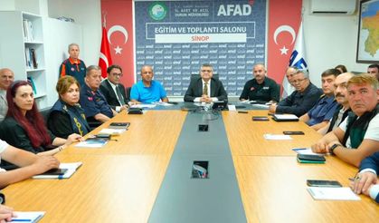 SİNOP'TA AFET MESAİSİ BAŞLADI! KURUMLAR TEYAKKUZA GEÇTİ