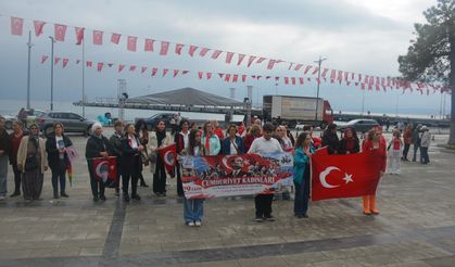 SİNOP’TA "CUMHURİYET KADINLARI YÜRÜYÜŞÜ" DÜZENLENDİ