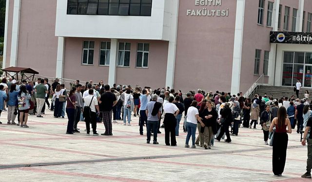 ÖĞRENCİLER KADAR HEYECANLIYDILAR!