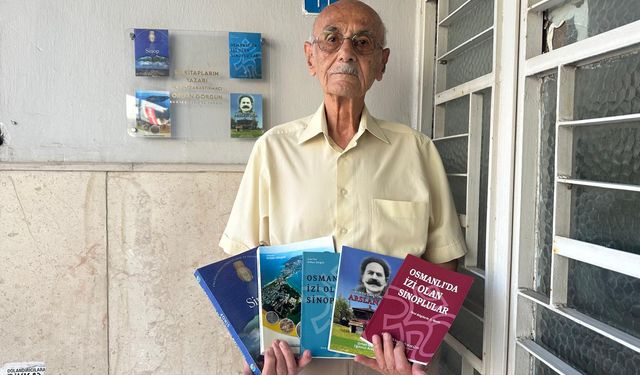 65 YILLIK EMEĞİNİ PANOLAŞTIRDI