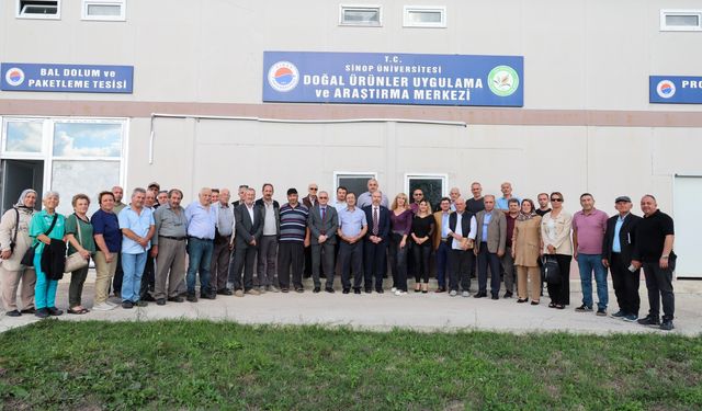 SİNOP’TA KESTANE BALININ GELECEĞİ MASAYA YATIRILDI