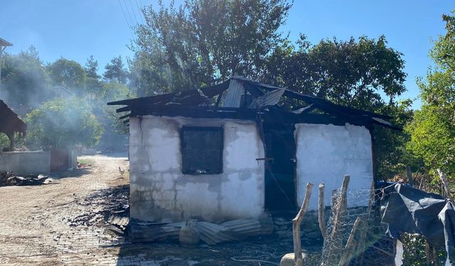 SİNOP’TA YANGIN: 1 EV KULLANILAMAZ HALE GELDİ