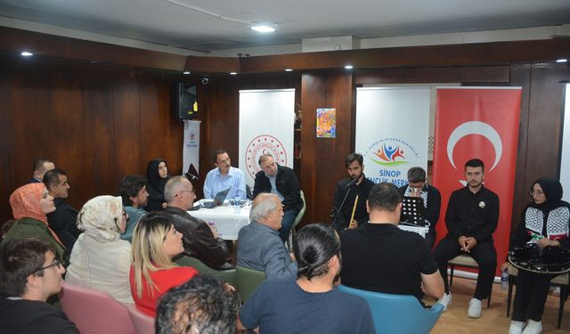 SİNOP’TA “EDEBİYAT, TARİH VE MÜZİK AKŞAMLARI” 2. SEZONU “İLK DERSİM FİLİSTİN” TEMASIYLA AÇTI