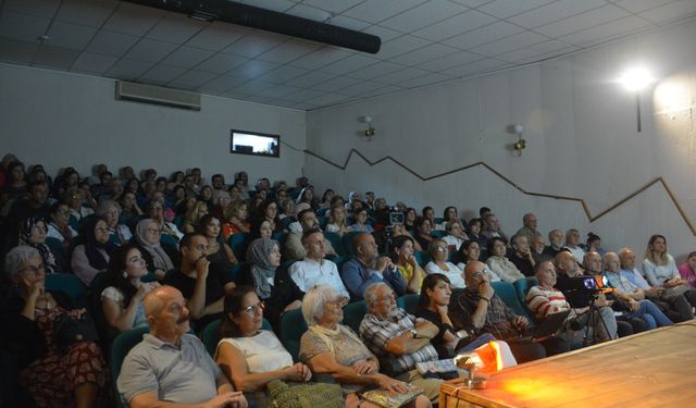 SİNOP KENT SOHBETLERİ YENİ SEZONUNA "ATATÜRK" İLE BAŞLADI