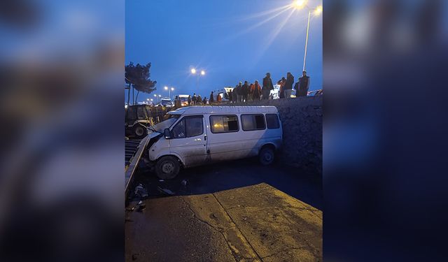 SİNOP’TA FECİ KAZA: 1 ÖLÜ, 10 YARALI