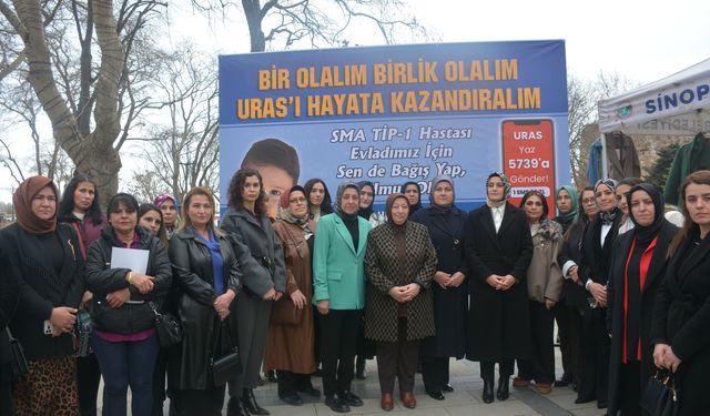 AK PARTİ KADIN KOLLARI URAS ÇAĞRI BEBEK İÇİN SAHADA