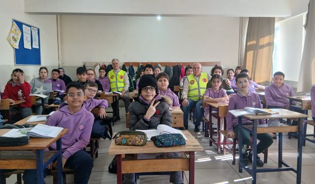 THK 101. YILINDA SİNOPLU ÖĞRENCİLERLE BULUŞTU