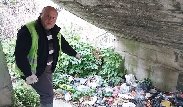 ŞEHRİNE OLAN VEFASINI EMEKLİLİKTE DE SÜRDÜRÜYOR