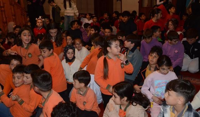 SİNOP'TA TARİHİ CAMİDE ANLAMLI BULUŞMA