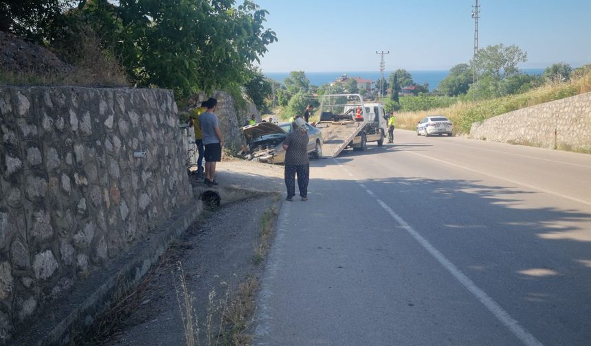 SİNOP’TA KAZA: 1’İ BEBEK 3 YARALI
