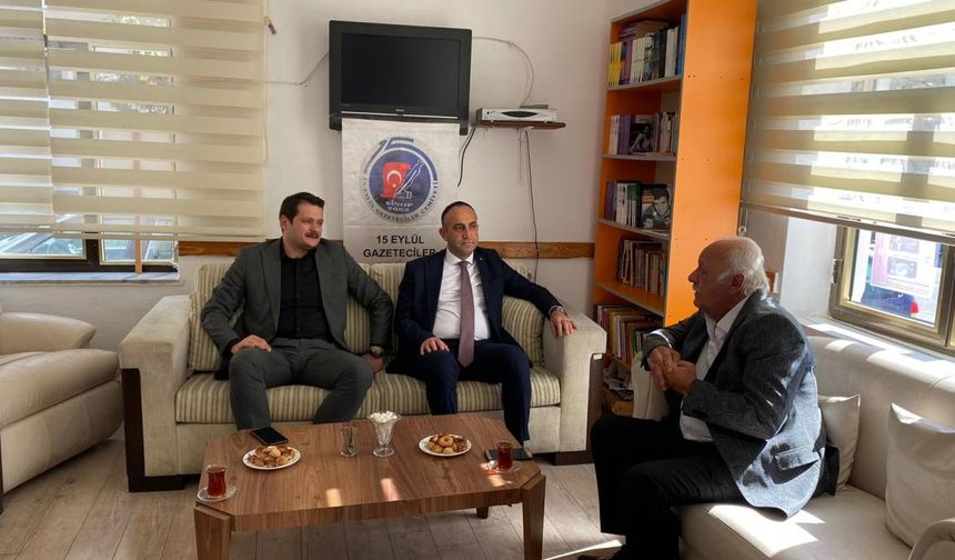 VALİ YARDIMCILARINDAN 15 EYLÜL GAZETECİLER CEMİYETİ’NE ZİYARET