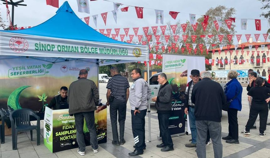 SİNOP’TA VATANDAŞLARA FİDAN DAĞITILDI