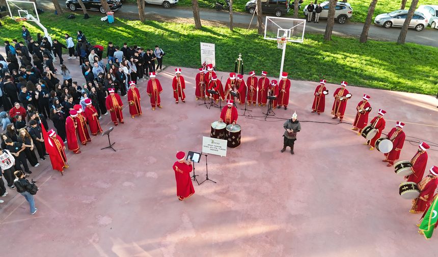 SİNOP’TA 811 YILLIK FETİH GURURU MEHTER SESLERİYLE YANKILANDI