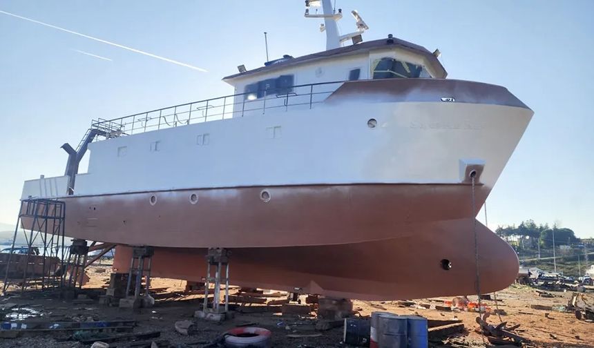 SEYDİ ALİ REİS GEMİSİ TEKNİK YENİLEME İÇİN KARAYA ALINDI