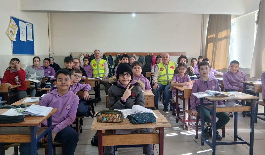 THK 101. YILINDA SİNOPLU ÖĞRENCİLERLE BULUŞTU