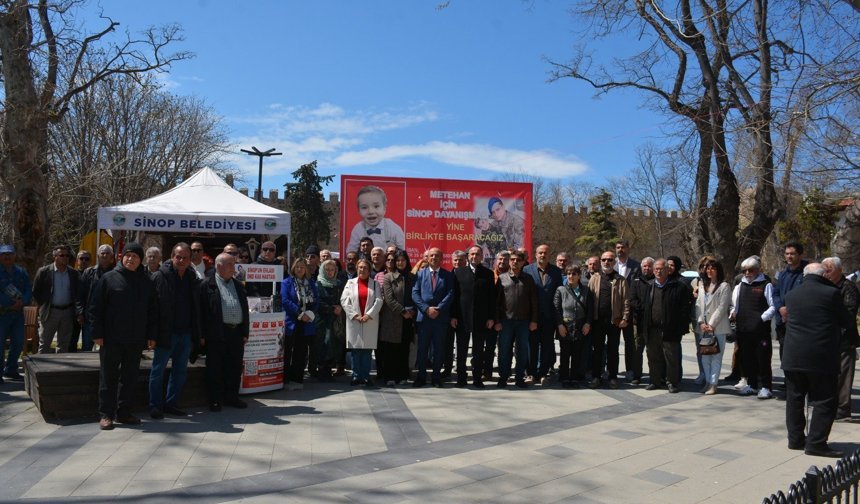 SİNOP’TA DMD HASTASI METEHAN İÇİN DESTEK NÖBETİ BAŞLADI