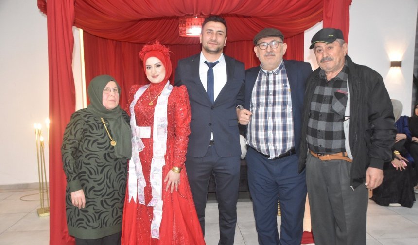 BEYZANUR VE RAHMAN ÇİFTİ İLK ADIMI ATTI