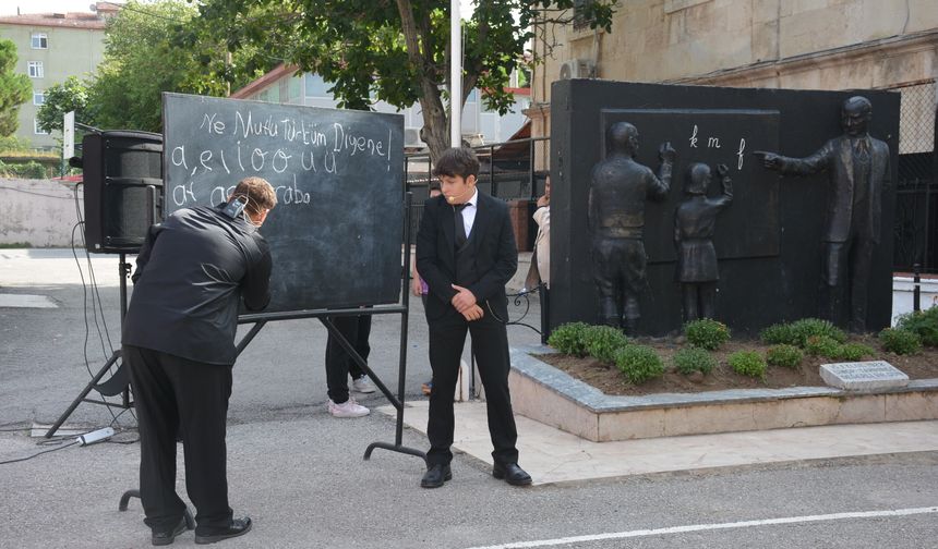 ATATÜRK’ÜN SİNOP’A GELİŞİNİN 98. YIL DÖNÜMÜ TÖRENLERLE KUTLANDI
